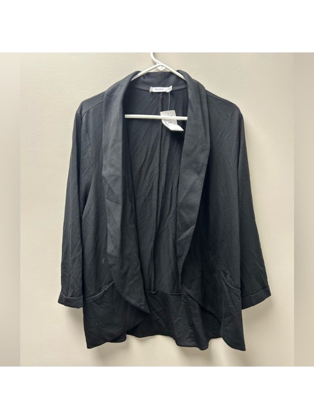 Ricki’s Women’s Black Classic Cardigan‎
